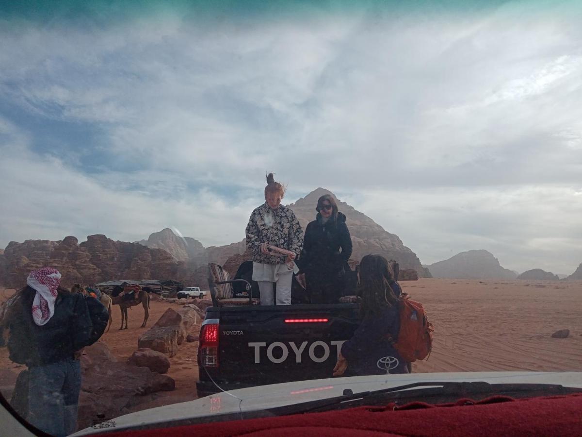Zarb Desert Camp 와디럼 외부 사진