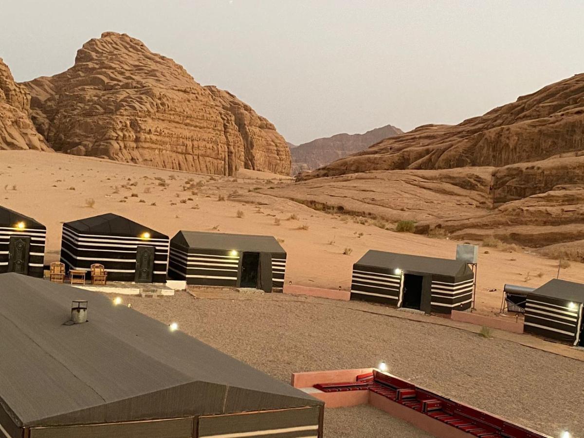 Zarb Desert Camp 와디럼 외부 사진